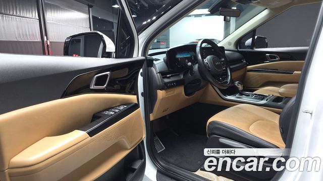 Kia Canival 2022 — photo 13