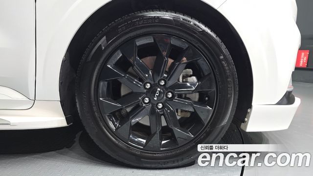 Kia Canival 2022 — photo 7
