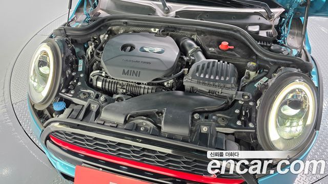 Mini Cooper Convertible 2016 — photo 6
