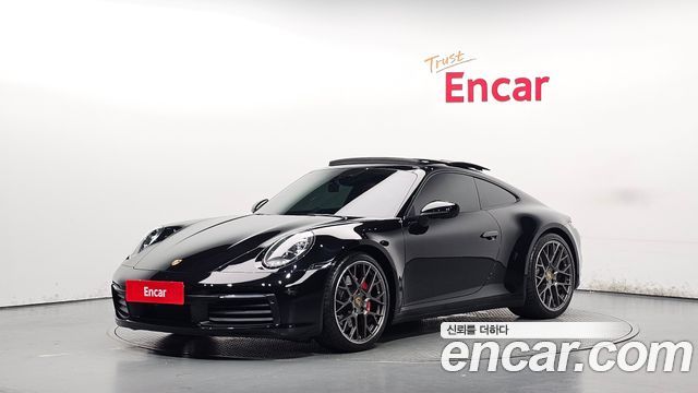 Porsche 911 2020 — photo 1