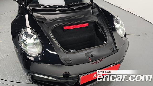 Porsche 911 2020 — photo 6