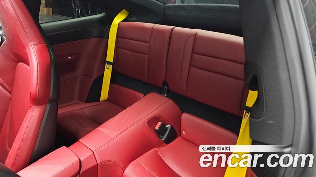Porsche 911 2020 — photo 12