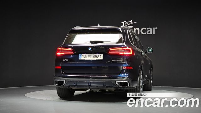 BMW X5 2021 — photo 4