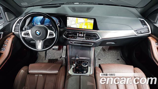 BMW X5 2021 — photo 10