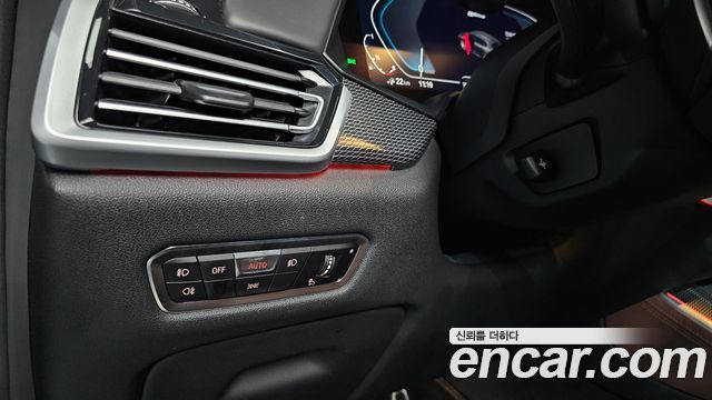 BMW X5 2021 — photo 28