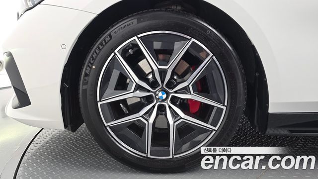BMW 5-Series 2024 — photo 5