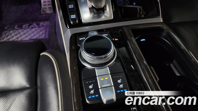 Genesis EQ900 2017 — photo 12