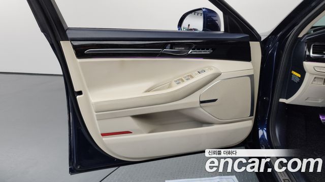 Genesis EQ900 2017 — photo 14