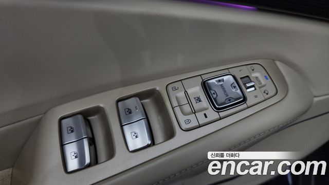 Genesis EQ900 2017 — photo 29