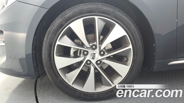 Kia K5 2016 — photo 5
