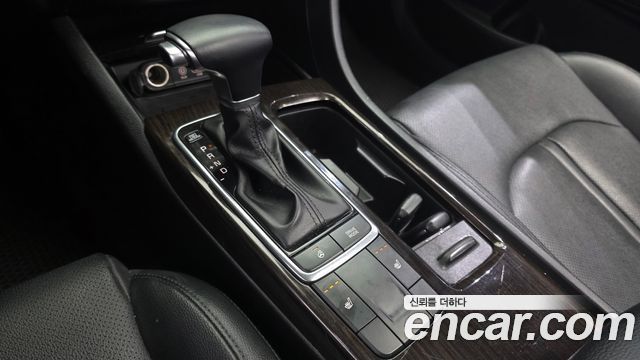 Kia K5 2016 — photo 9