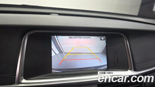 Kia K5 2016 — photo 16