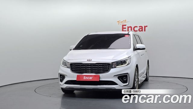 Kia Canival 2020 — photo 3