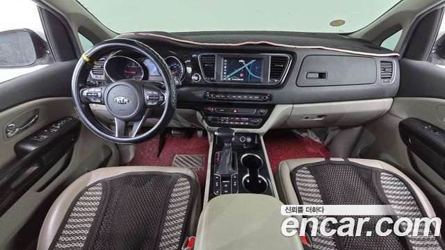 Kia Canival 2020 — photo 7