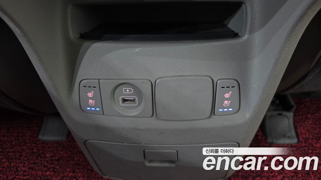 Kia Canival 2020 — photo 20