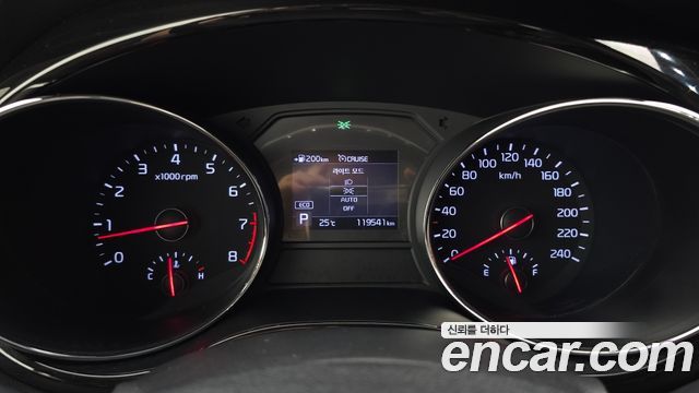 Kia Canival 2019 — photo 11