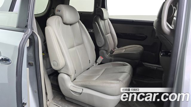 Kia Canival 2019 — photo 19