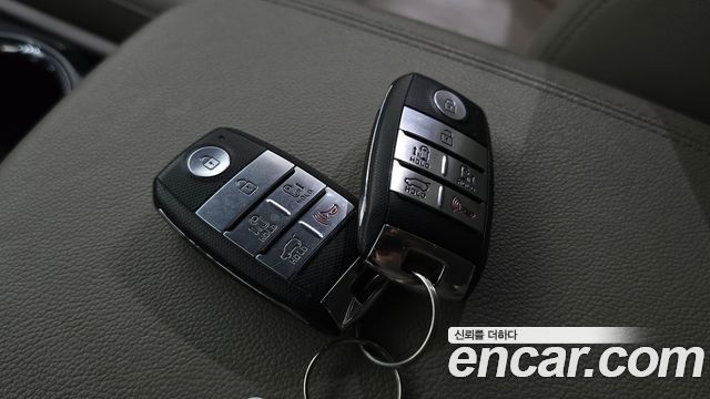 Kia Canival 2019 — photo 24