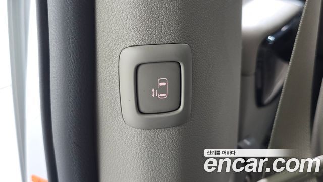 Kia Canival 2019 — photo 27