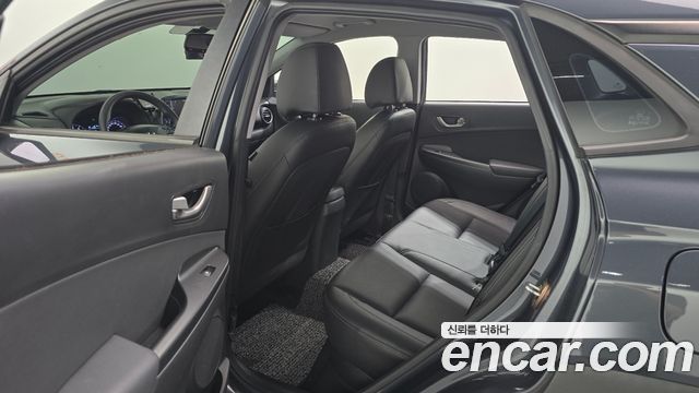 Hyundai Kona 2018 — photo 12