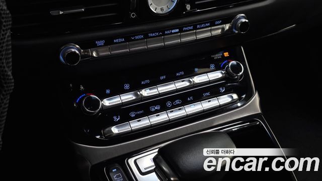 Genesis EQ900 2018 — photo 19