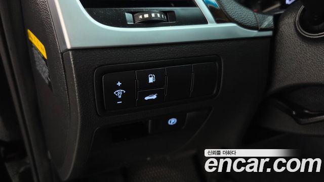 Hyundai Genesis 2016 — photo 23