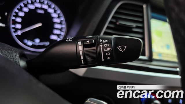 Hyundai Genesis 2016 — photo 25