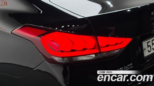 Hyundai Genesis 2016 — photo 9