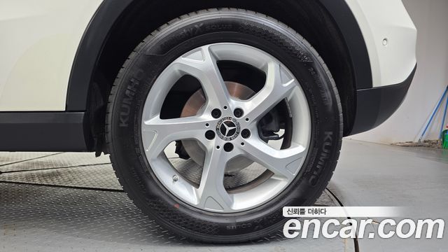 Mercedes-Benz GLA-Class 2018 — photo 7