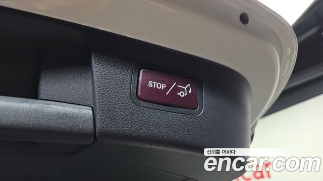 Mercedes-Benz GLA-Class 2018 — photo 28
