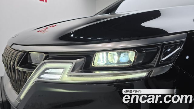 Kia Canival 2022 — photo 8