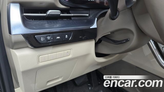 Kia Canival 2022 — photo 29