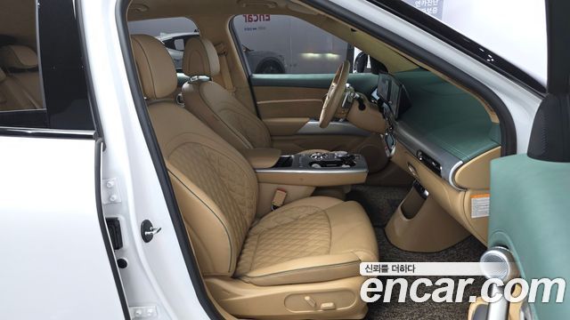 Genesis GV60 2023 — photo 17