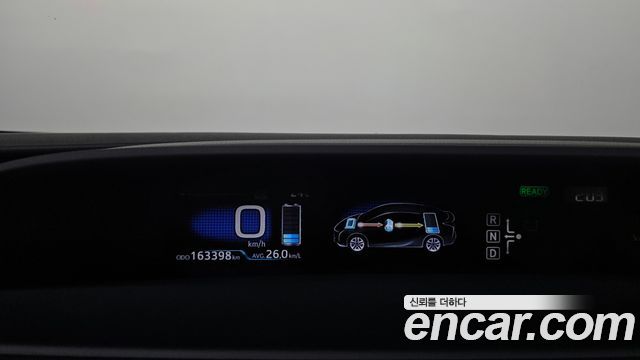 Toyota Prius 2017 — photo 8