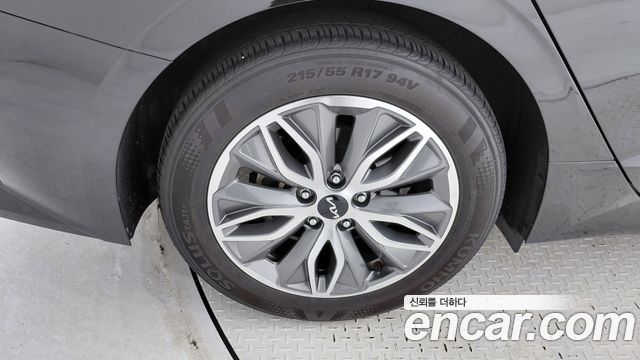 Kia K5 2023 — photo 5