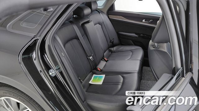 Kia K5 2023 — photo 11