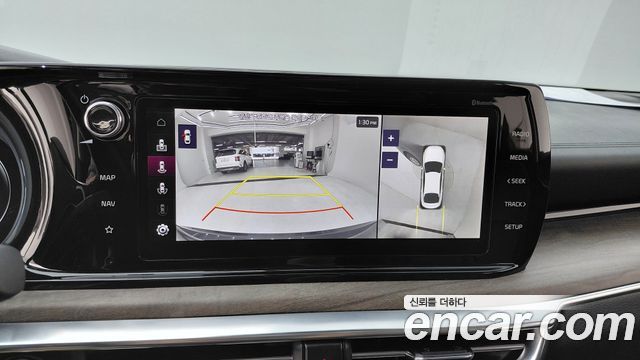 Kia K5 2023 — photo 15