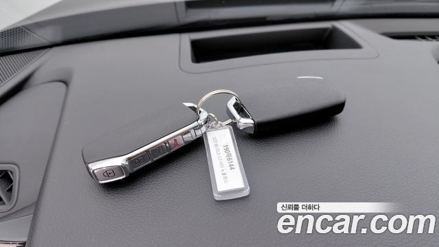Kia K5 2023 — photo 17