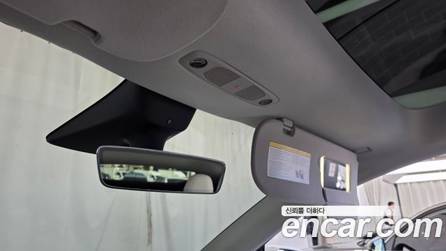 Tesla Model Y 2022 — photo 19