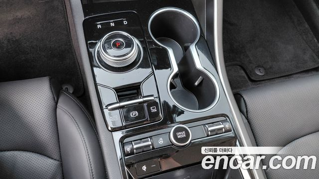 Kia K5 2023 — photo 9