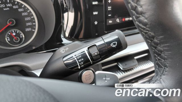 Kia K5 2023 — photo 20