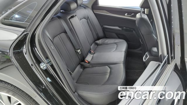 Kia K5 2023 — photo 11