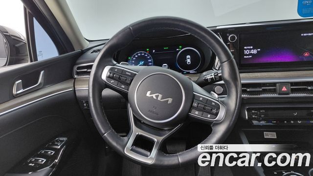 Kia K5 2023 — photo 14