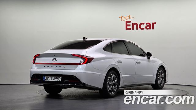Hyundai Sonata 2022 — photo 2