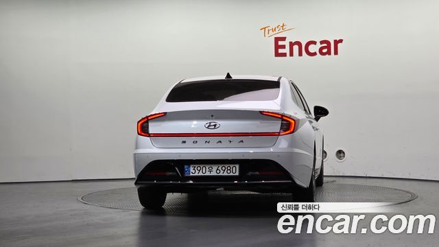 Hyundai Sonata 2022 — photo 4