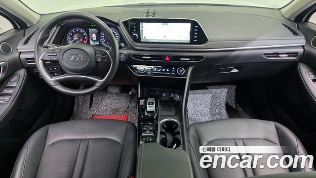 Hyundai Sonata 2022 — photo 10