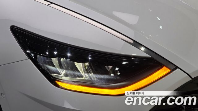 Hyundai Sonata 2022 — photo 8