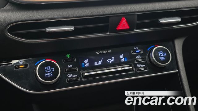 Hyundai Sonata 2022 — photo 28