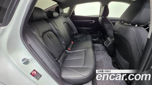 Hyundai Sonata 2022 — photo 30