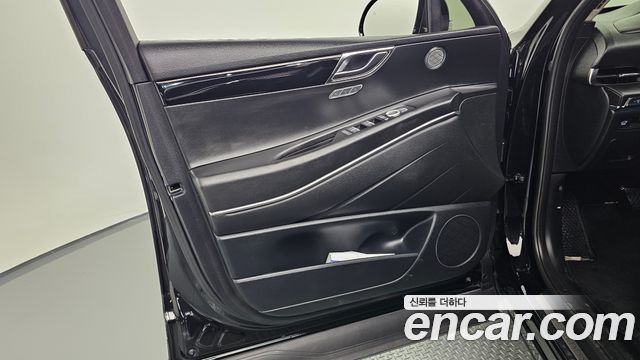 Genesis GV80 2022 — photo 14